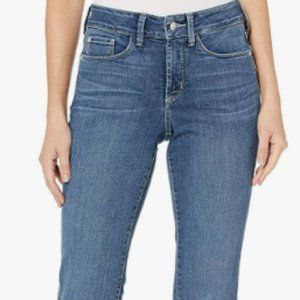 NWT NYDJ Women's Marilyn Straight Denim Jeans in Size 6P